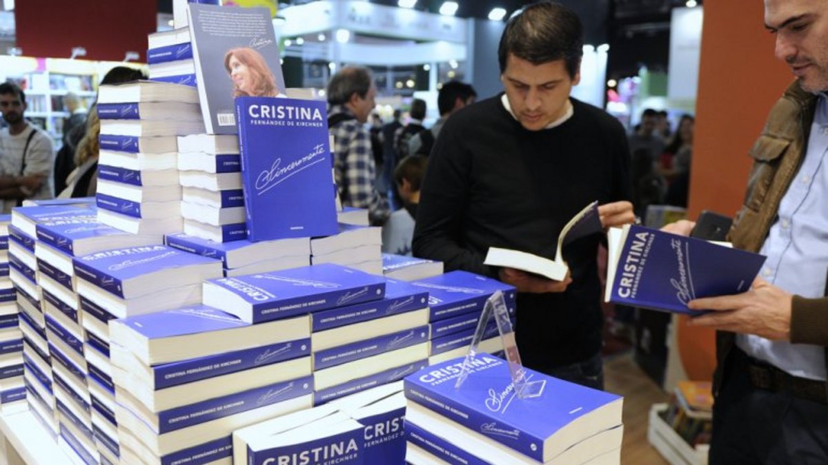 Cómo será la presentación del libro de Cristina Kirchner en la Feria ...