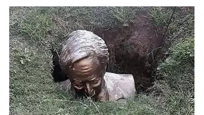 El hombre que vandalizó un busto de Néstor Kirchner deberá pagar los gastos de reparación El hombre que vandalizó un busto de Néstor Kirchner deberá pagar los gastos de reparación