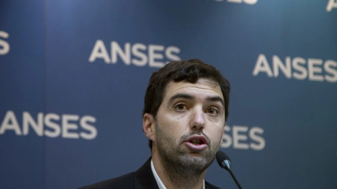 Tras el informe de El Destape, ANSES publicó los informes atrasados sobre el fondo de los jubilados