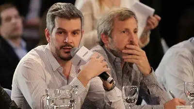 Peña y Frigerio salieron al cruce de Carrió por sus fuertes declaraciones contra Cambiemos Peña y Frigerio salieron al cruce de Carrió por sus fuertes declaraciones contra Cambiemos