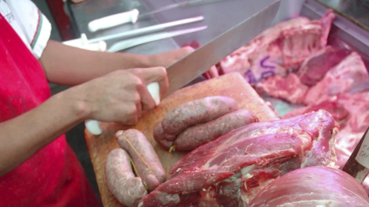 Según CEPA, el 62% de las familias bajaron el consumo de carne