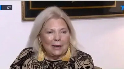 Elisa Carrió destruyó a Jaime Durán Barba: "Si Cristina está libre es por su culpa" Elisa Carrió destruyó a Jaime Durán Barba: "Si Cristina está libre es por su culpa"
