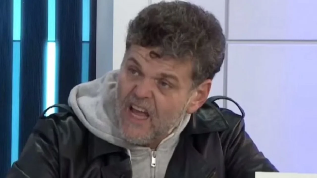 "Zombies de penes negros": el delirante temor de Casero por la vuelta de Cristina