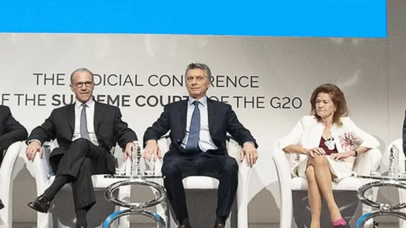 Mauricio Macri comparte negocios mineros con el presidente de la Corte Suprema