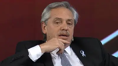 Elecciones 2019: La insólita denuncia de Clarín contra Alberto Fernández luego de lanzar su candidatura Elecciones 2019: La insólita denuncia de Clarín contra Alberto Fernández luego de lanzar su candidatura