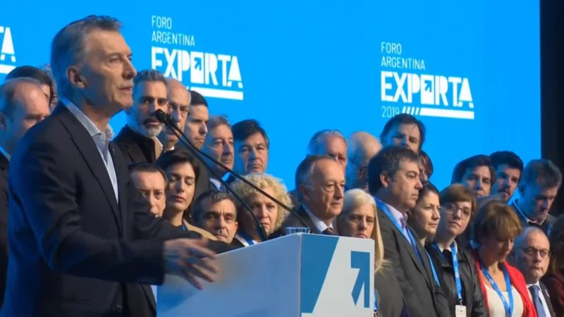 Mientras destruye a las pymes, Macri se pregunta por qué no exportan