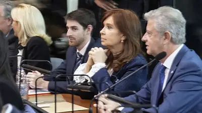 Cristina Kirchner pidió autorización para no estar presente el lunes en el juicio de Obra Pública Cristina Kirchner pidió autorización para no estar presente el lunes en el juicio de Obra Pública
