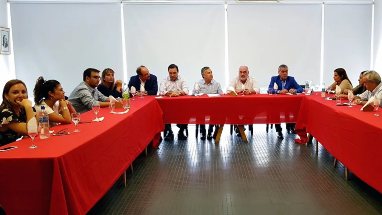 Convencion radical: desde la UCR advierten que "Cambiemos está agotado"
