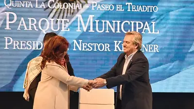 Elecciones 2019: Alberto Fernández visita a Uñac en San Juan y Cristina presenta su libro en Santa Fe Elecciones 2019: Alberto Fernández visita a Uñac en San Juan y Cristina presenta su libro en Santa Fe