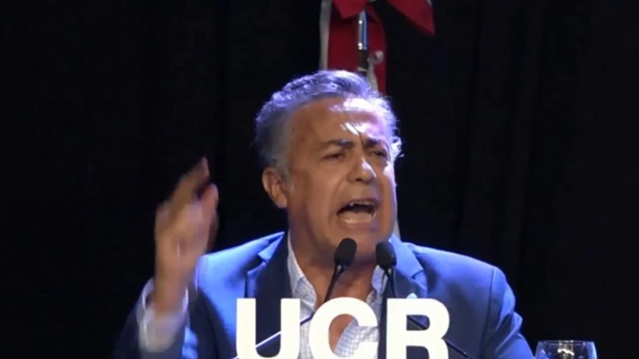 Convención UCR: Cornejo pidió menos PRO en Cambiemos y sugirió ampliar la alianza al peronismo