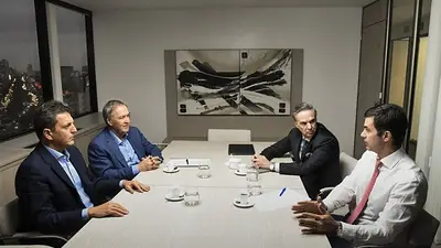 Elecciones 2019: Massa, Pichetto y Urtubey vuelven a verse las caras en una conferencia Elecciones 2019: Massa, Pichetto y Urtubey vuelven a verse las caras en una conferencia