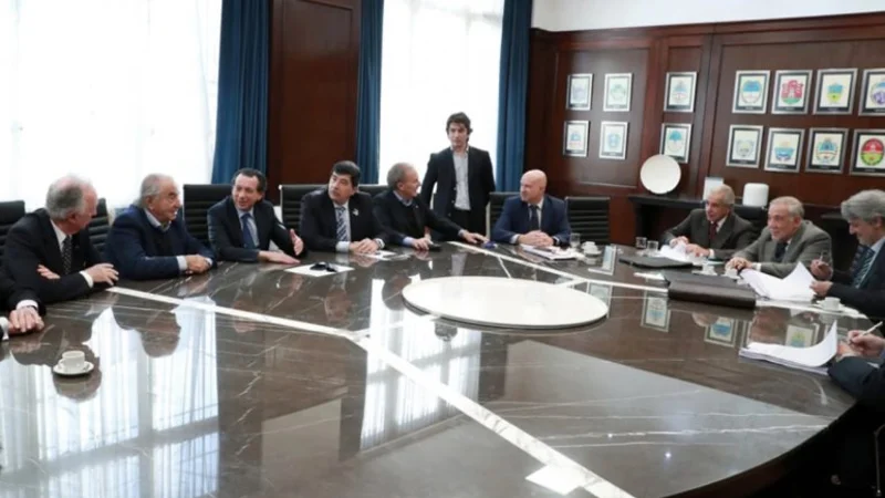 Paritarias 2019: Comercio acordó un 30% más una suma no remunerativa de hasta $8 mil