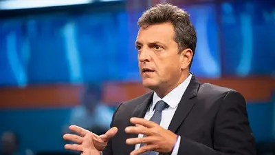 Tras el llamado a unidad, La Nación comenzó la campaña anti Massa Tras el llamado a unidad, La Nación comenzó la campaña anti Massa