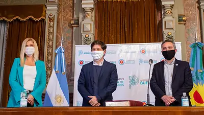 Marcha peronista y agradecimiento a Alberto y Cristina: emotiva jura del "Cuervo" Larroque como ministro de Axel Kicillof Marcha peronista y agradecimiento a Alberto y Cristina: emotiva jura del "Cuervo" Larroque como ministro de Axel Kicillof