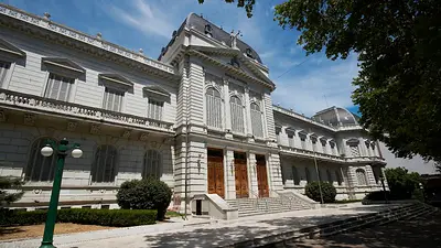 La Corte Suprema bonaerense suspendió el fallo de Casación sobre las prisiones domiciliarias de los presos La Corte Suprema bonaerense suspendió el fallo de Casación sobre las prisiones domiciliarias de los presos