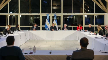 La reunión de Alberto que definirá el futuro de la cuarentena