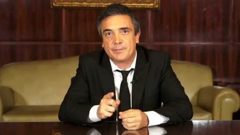 Duro cruce de Nito Artaza a la oposición por los cacerolazos en plena cuarentena