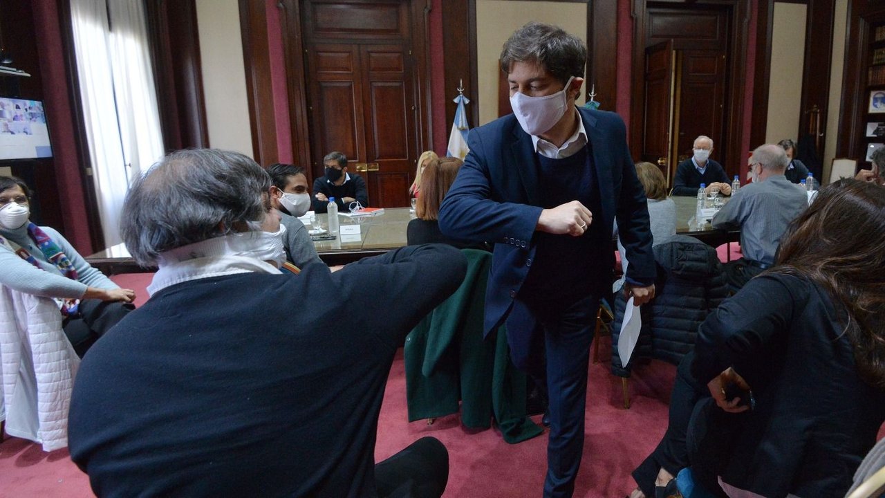 Axel Kicillof se reunió con el comité de expertos para definir cómo sigue la cuarentena en Provincia