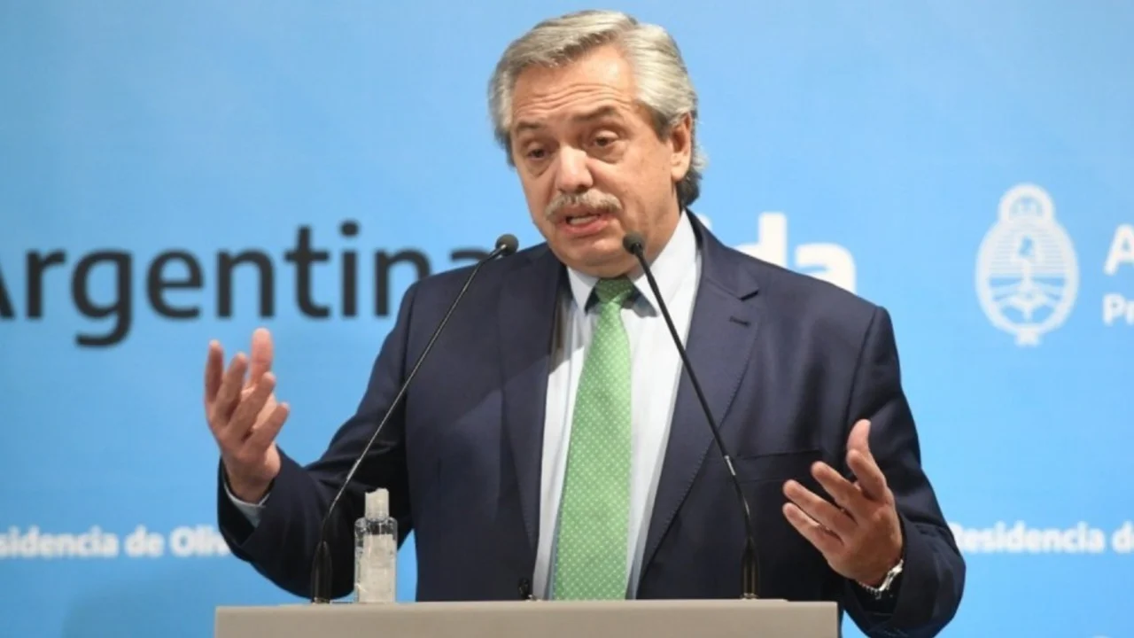 Cuarentena obligatoria: los datos de Alberto Fernández que muestran el éxito de la cuarentena