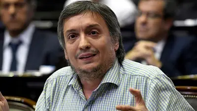 El encuentro de Máximo Kirchner con una mujer en la calle: "Se emocionó" El encuentro de Máximo Kirchner con una mujer en la calle: "Se emocionó"