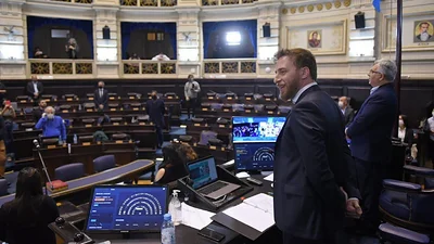 Legisladores bonaerenses realizaron una sesión especial en medio de la pandemia de coronavirus Legisladores bonaerenses realizaron una sesión especial en medio de la pandemia de coronavirus