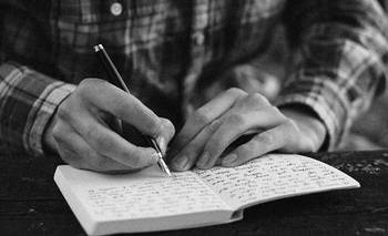 La realidad y la ficción en pugna | Apuntes de la errancia