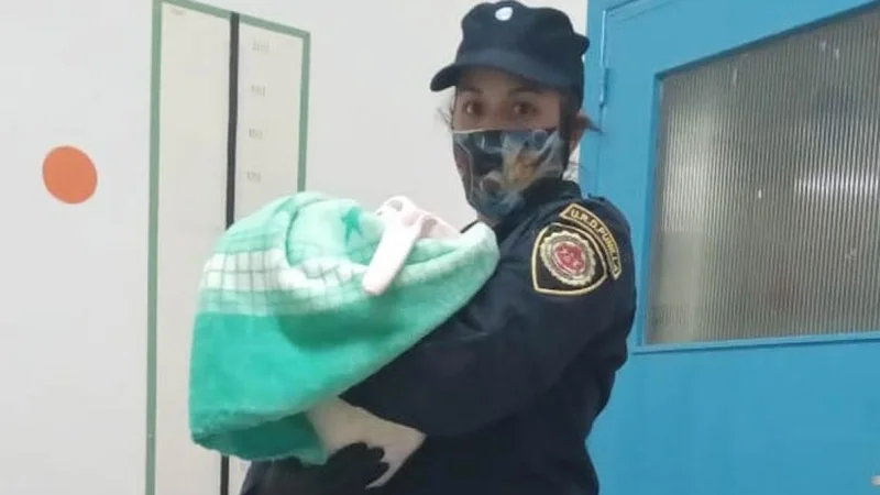 Estafas y tráfico de menores:  quiso comprar un bebé, estafó a una madre y terminaron detenidas