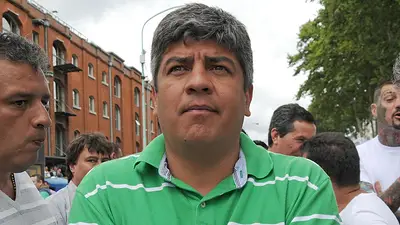 Moyano desmintió la operación mediática de Clarín sobre contagios de coronavirus en una sede de Camioneros Moyano desmintió la operación mediática de Clarín sobre contagios de coronavirus en una sede de Camioneros
