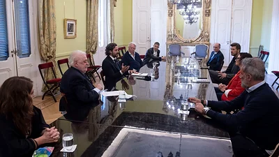 Tinelli, Suar y Puenzo se reunieron con Cafiero y avanzan en las medidas para reactivar la industria audiovisual Tinelli, Suar y Puenzo se reunieron con Cafiero y avanzan en las medidas para reactivar la industria audiovisual