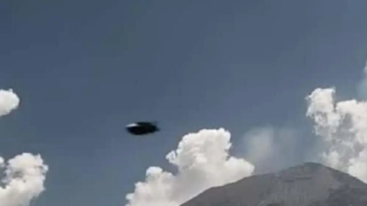 "Iba muy rápido": reportan el avistamiento de un inexplicable ovni azul en Hawaii