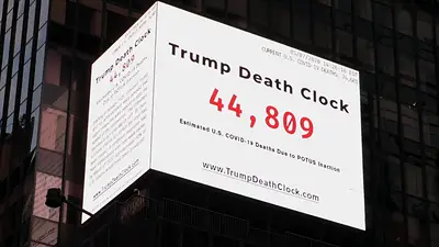 Instalan en Nueva York el contador de muertes que generó Donald Trump por el coronavirus Instalan en Nueva York el contador de muertes que generó Donald Trump por el coronavirus