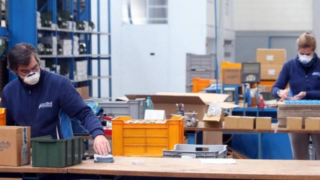 El editorial de Roberto Navarro del 22 de mayo: los sectores en los que se pueden perder miles de empleos
