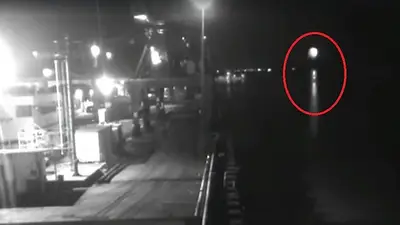 Impresionante video: ¿Cayó un meteorito en el río Paraná? Impresionante video: ¿Cayó un meteorito en el río Paraná?