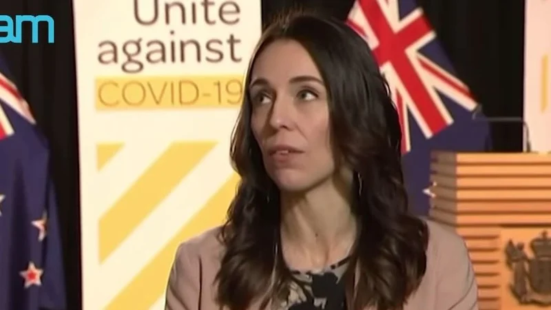 Un terremoto en Nueva Zelanda sorprendió a la primera ministra en una entrevista en vivo