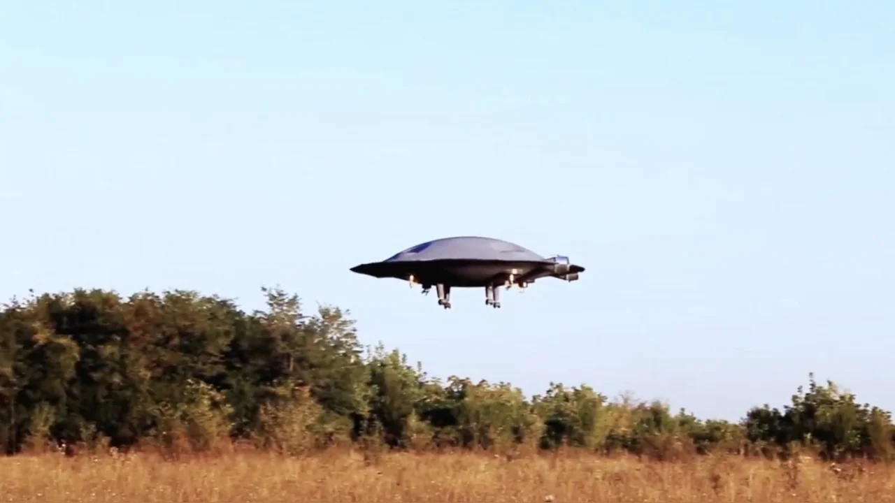 Astronauta británica asegura posible presencia extraterrestre en nuestro planeta