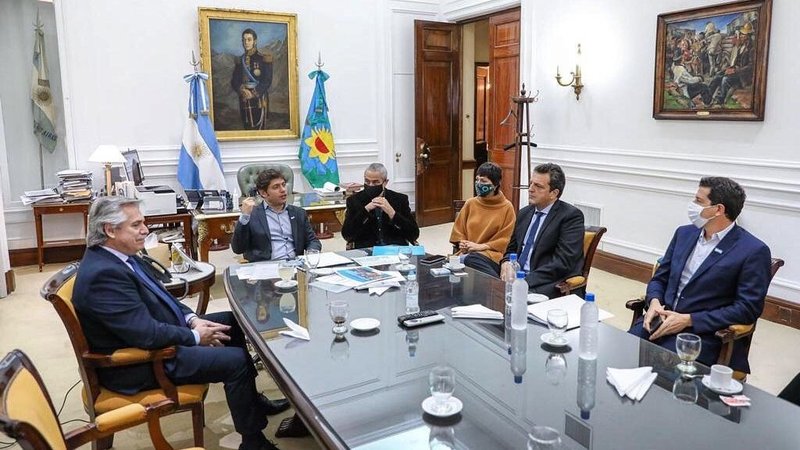 Coronavirus: los gobiernos nacional, provincial y municipales acordaron trabajar para mejorar la urbanización de Villa Azul