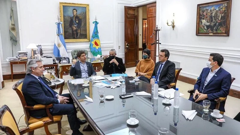 Coronavirus: los gobiernos nacional, provincial y municipales acordaron trabajar para mejorar la urbanización de Villa Azul