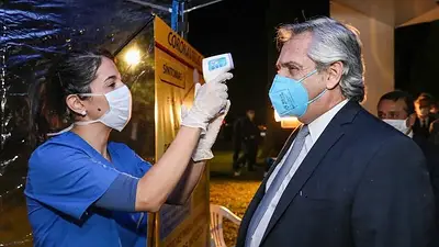Detectan un caso de coronavirus en Toyota, la fábrica que ayer visitó Alberto Fernández Detectan un caso de coronavirus en Toyota, la fábrica que ayer visitó Alberto Fernández