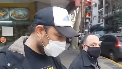 Tremendo papelón de Baby Etchecopar cuando Ezequiel Guazzora le preguntó por sus comentarios discriminadores Tremendo papelón de Baby Etchecopar cuando Ezequiel Guazzora le preguntó por sus comentarios discriminadores