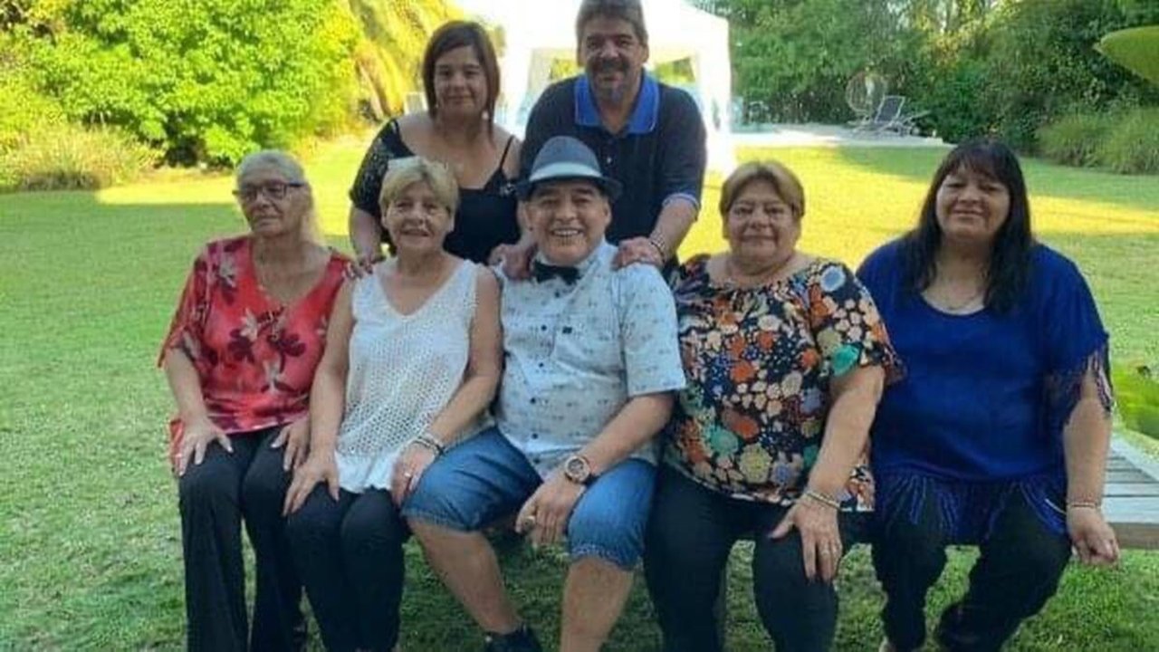 Diego Maradona, muerte de Maradona, hermanas de Maradona