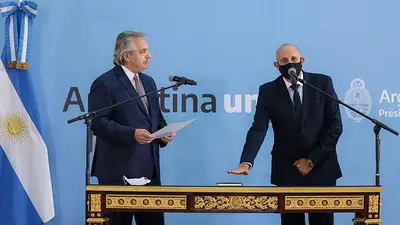 Alberto le tomó juramento al nuevo ministro de Transporte Alberto le tomó juramento al nuevo ministro de Transporte