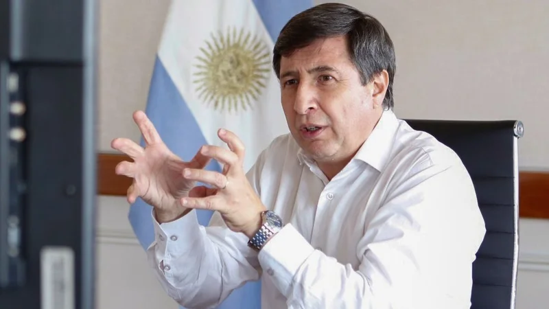 Arroyo destacó el aumento de los reintegros para sectores vulnerados en compras con débito