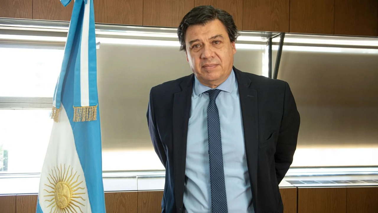 Indemnizaciones: Moroni rechazó la libertad de despedir sin pagar que propone Larreta
