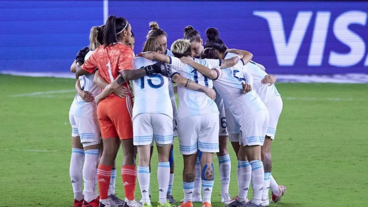 Futbolistas argentinas denuncian por acoso sexual a un entrenador ante la FIFA