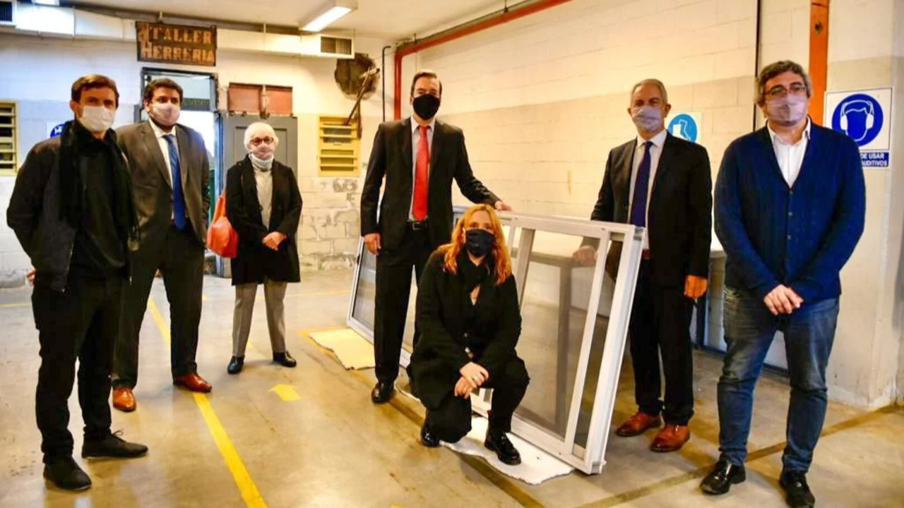 Soria y Alak recorrieron talleres productivos del Complejo Federal I de Ezeiza