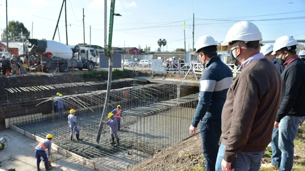 Florencio Varela: avanza el entubamiento del Arroyo Jiménez