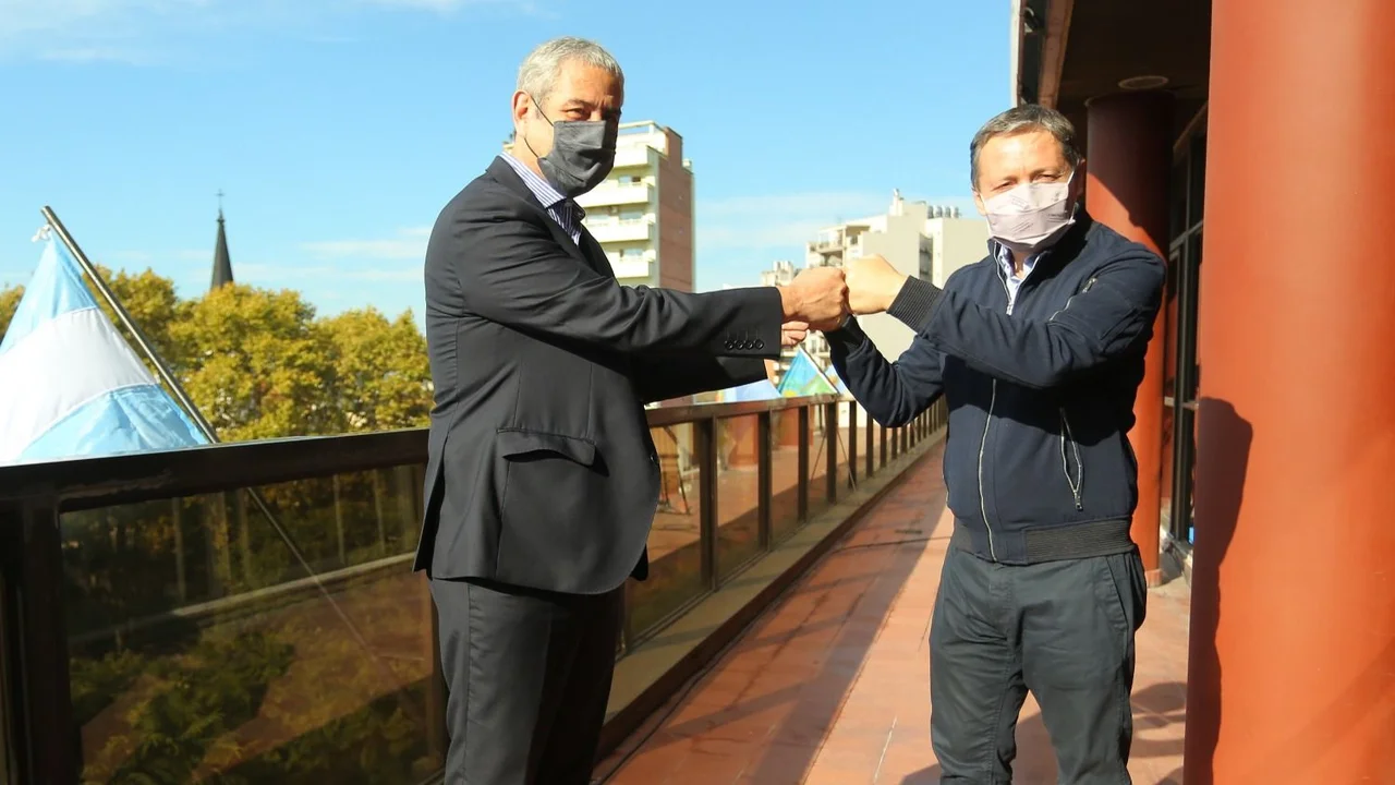 Gray y Ferraresi se reunieron por obras de viviendas en Esteban Echeverría