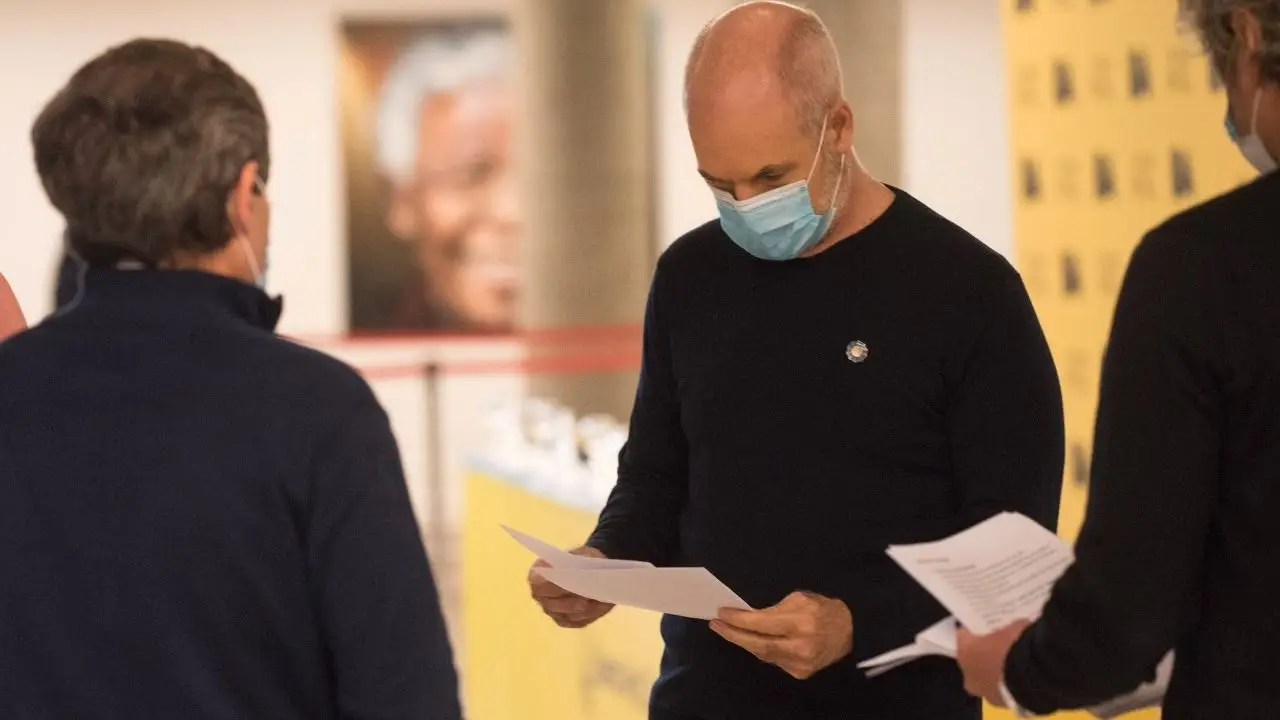 Restricciones COVID-19: Larreta anunció confinamiento total y suspendió las clases
