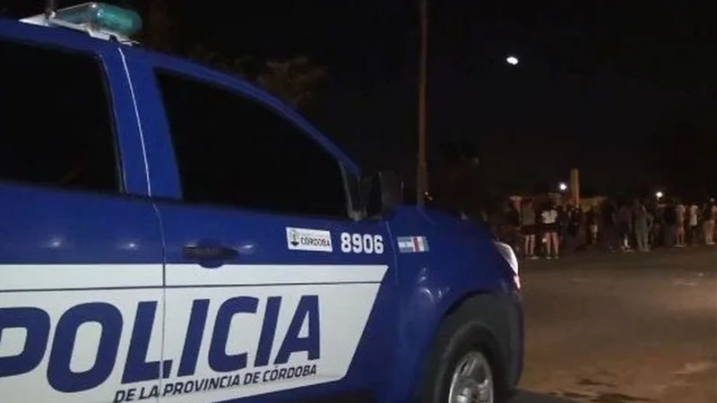 En Córdoba clausuraron 130 fiestas clandestinas, marcha anti restricciones y récord de infectados