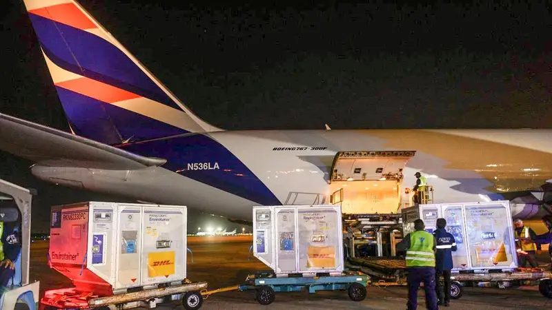 KLM vacunas coronavirus Astrazeneca 